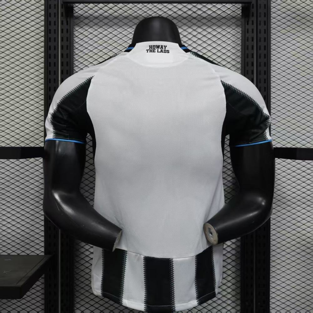 2025/2026 Player Version Newcastle United Home Football Jersey 1:1 Thai Quality