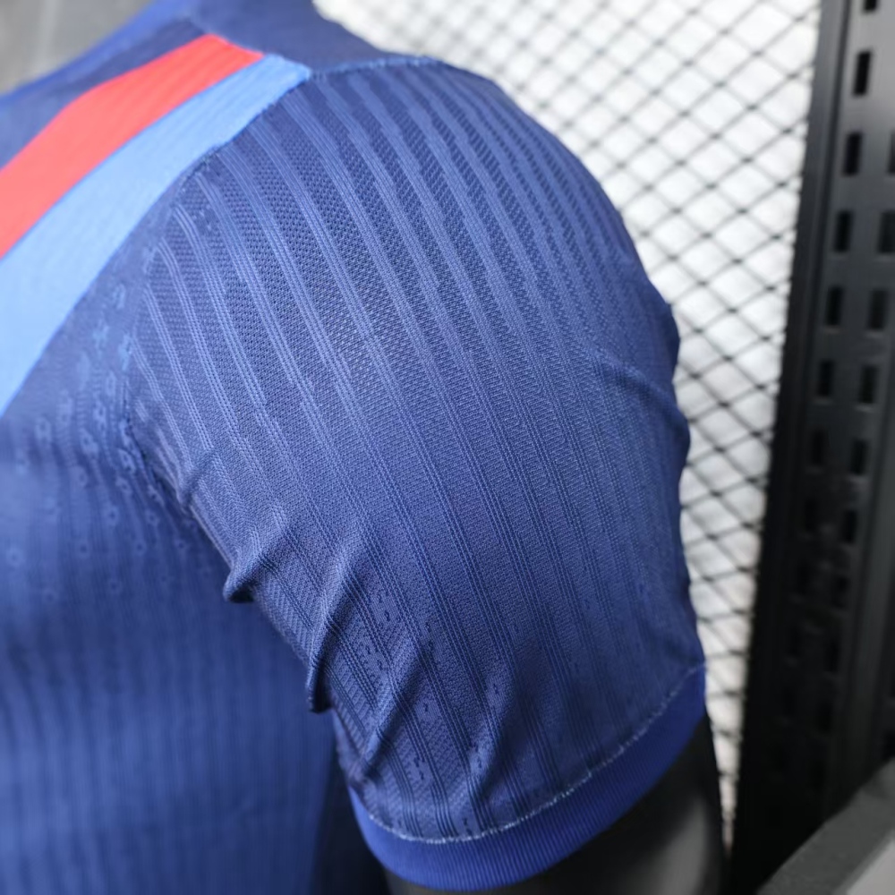 2025/2026 Barcelona Player Version Special Edition 24 Football Jersey 1:1 Thai quality