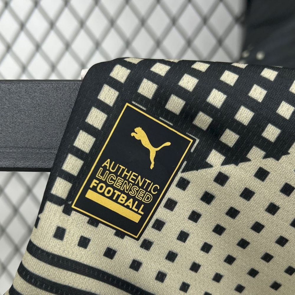 2025/2026 Manchester City Black And Yellow Concept Version Football Jersey 1:1 Thai quality