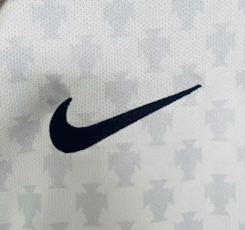 2004 Retro Portugal Away Football Shirt 1:1 Thai Quality