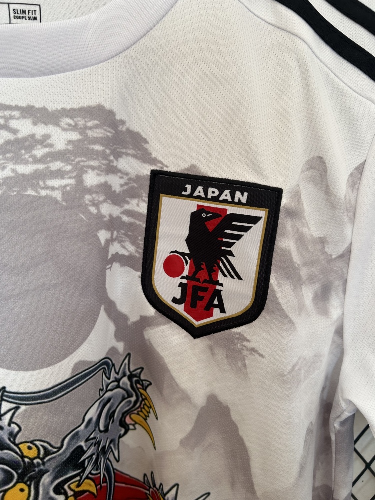 2025/2026 Japan Sakura Pink Dragon Edition Football Jersey 1:1 Thai Quality