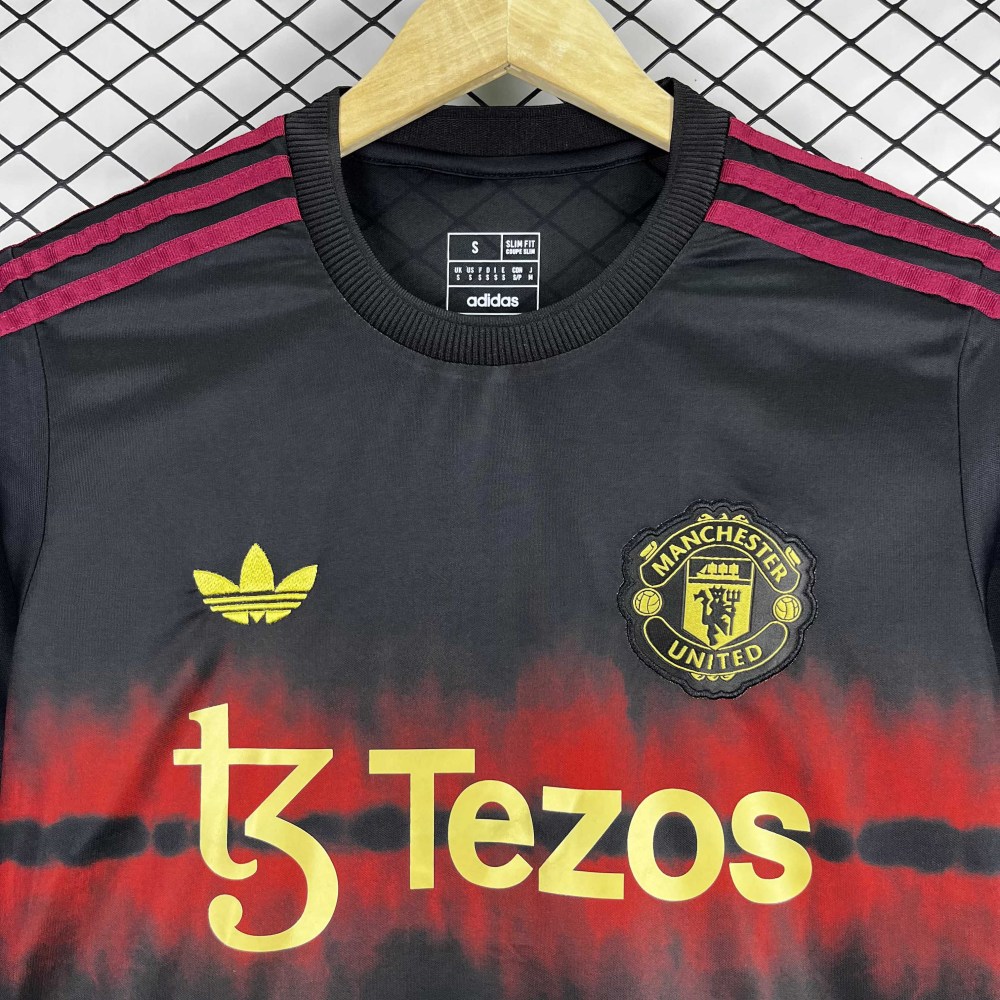 2025/2026 Manchester United Pre-match training Football Jersey 1:1 Thai Quality