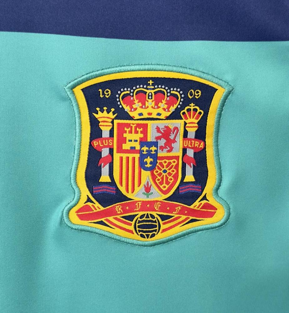 2010 Retro Spain Goalkeeper Soccer Shirt 1:1 Thai Quality