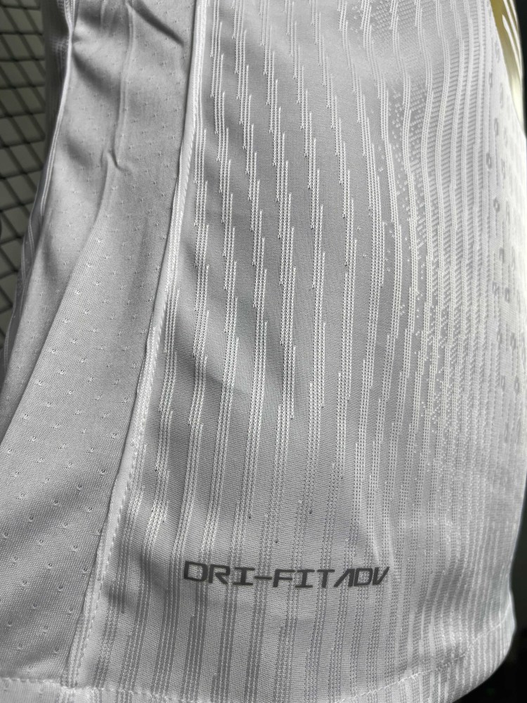 2025/2026 Player Version Barcelona White Coldplay Football Jersey 1:1 Thai quality