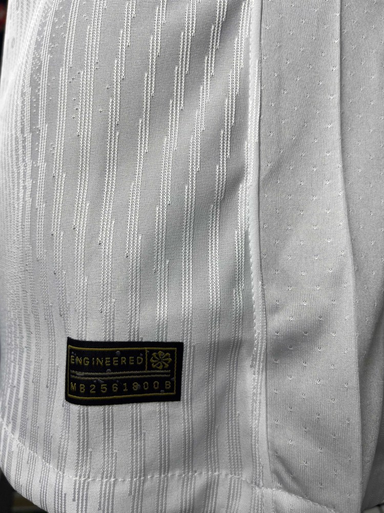 2025/2026 Player Version Barcelona White Coldplay Football Jersey 1:1 Thai quality
