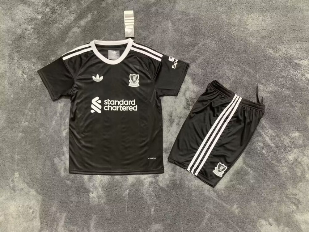 2025/2026 Liverpool goalie Football Jersey 1:1 Thai Quality Kids Size