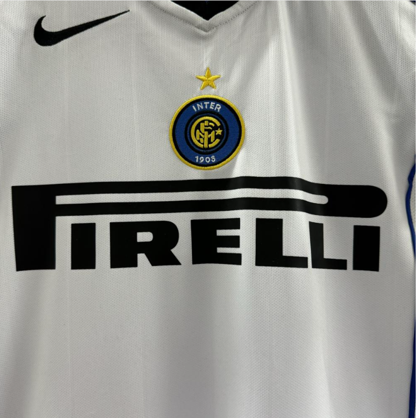 2004/2005 Retro Inter Milan Away Football Jersey 1:1 Thai Quality