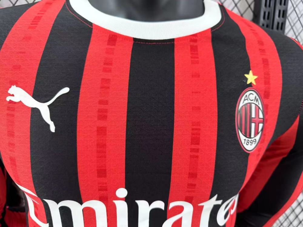 2024/2025 Player Version AC Milan Home Long Sleeve Football Shirt 1:1 Thai Quality