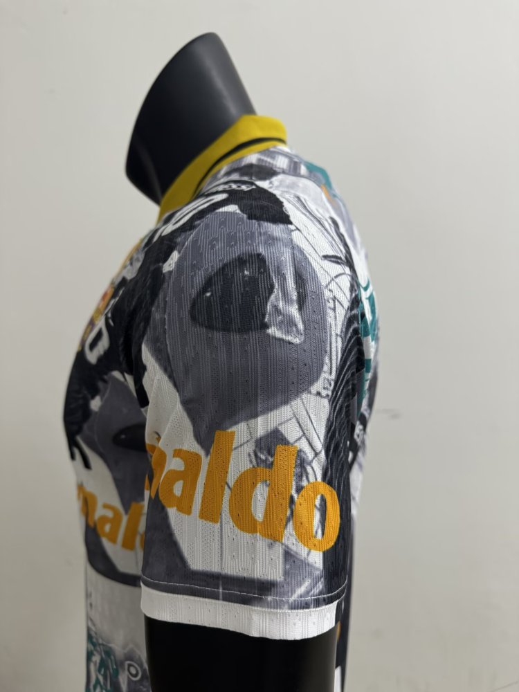 2025/2026 Player Version Barcelona Ronaldinho Co-branded version Football Jersey 1:1 Thai quality