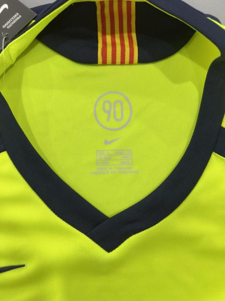 2005/2006 Retro Barcelona Away Football Shirt 1:1 Thai Quality