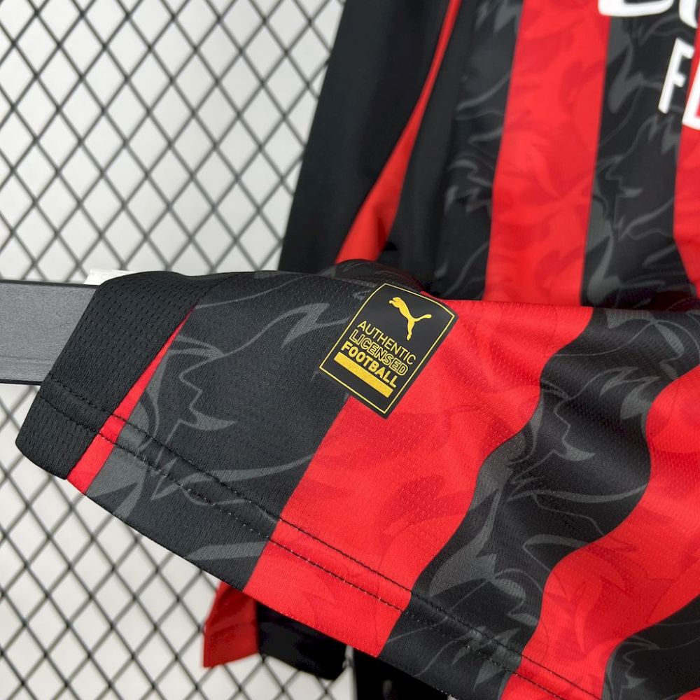 2025/2026 AC Milan Long Sleeves Home Football Jersey 1:1 Thai quality