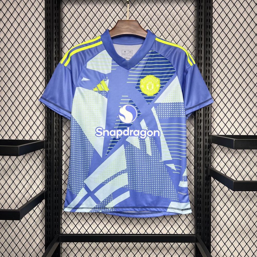 2024/2025 Manchester United Goalkeeper Football Shirt 1:1 Thai Quality