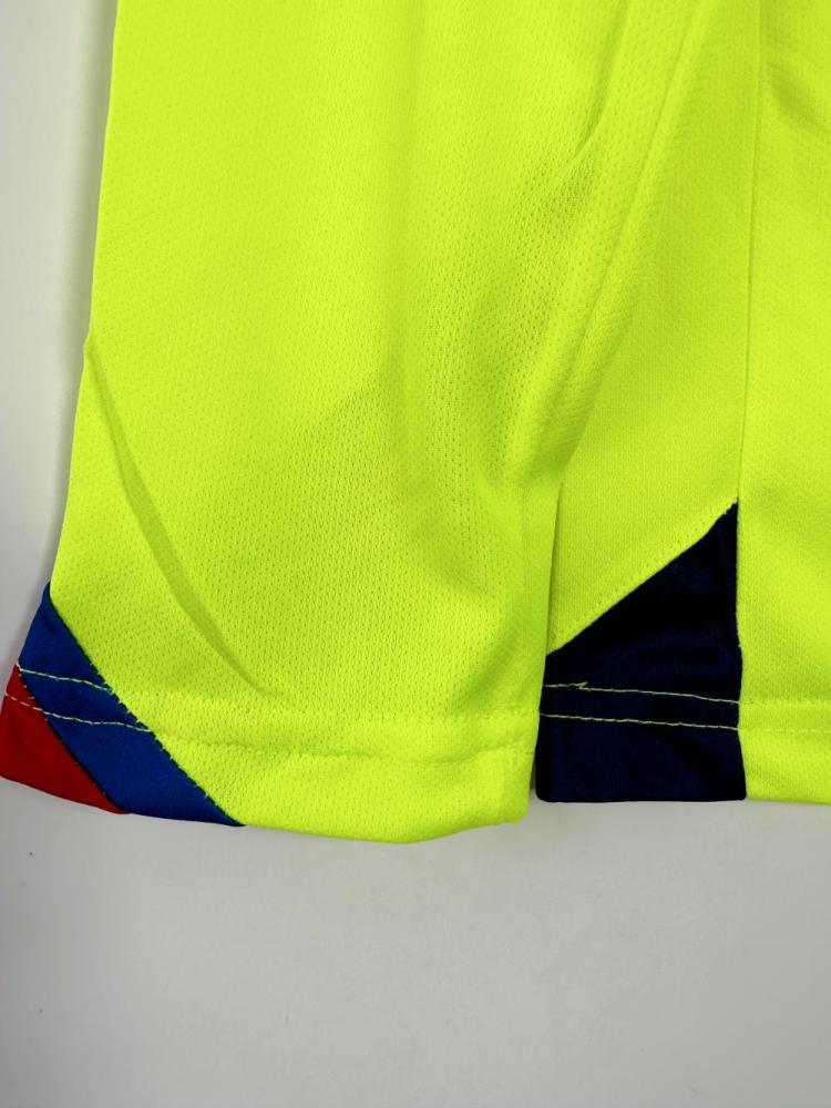 2005/2006 Retro Barcelona Away Football Jersey Long Sleeve 1:1 Thai Quality