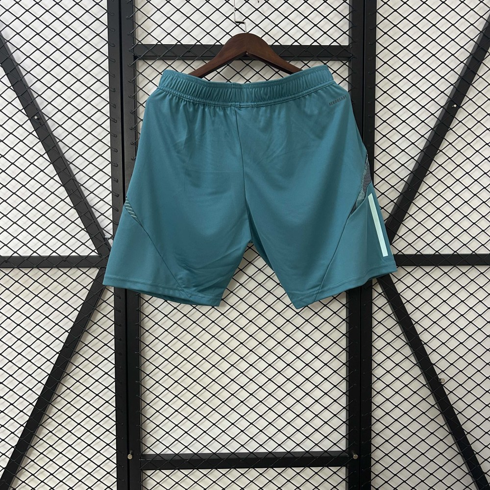 2025/2026 Wolverhampton Wanderers Away Shorts 1:1 Thai Quality