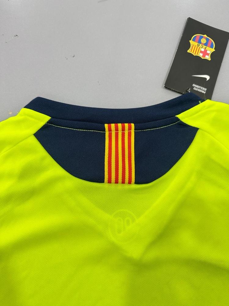 2005/2006 Retro Barcelona Away Football Shirt 1:1 Thai Quality