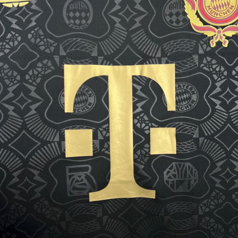2025/2026 Bayern Munich 125th Anniversary Edition Black Football Jersey 1:1 Thai Quality