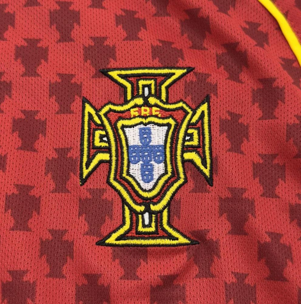 2004 Retro Portugal Home Football Shirt 1:1 Thai Quality