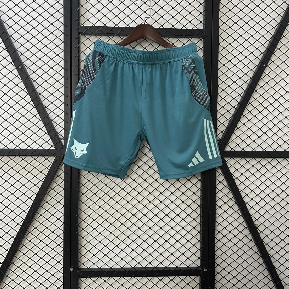 2025/2026 Wolverhampton Wanderers Away Shorts 1:1 Thai Quality