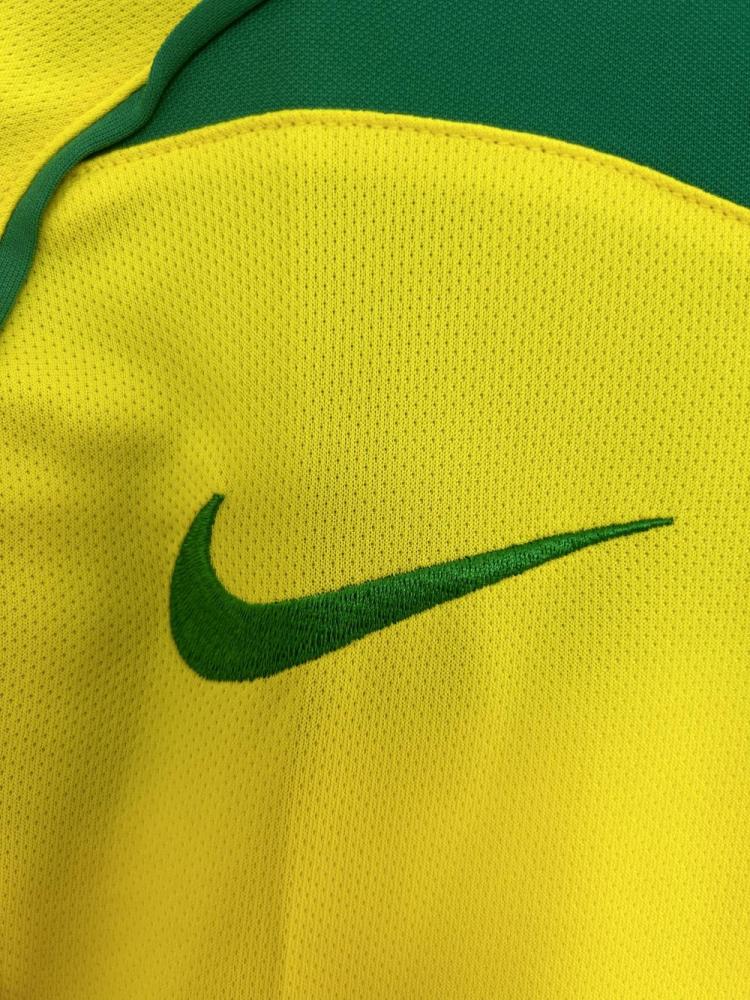 2004 Retro Brazil Home Soccer Jersey 1:1 Thai Quality