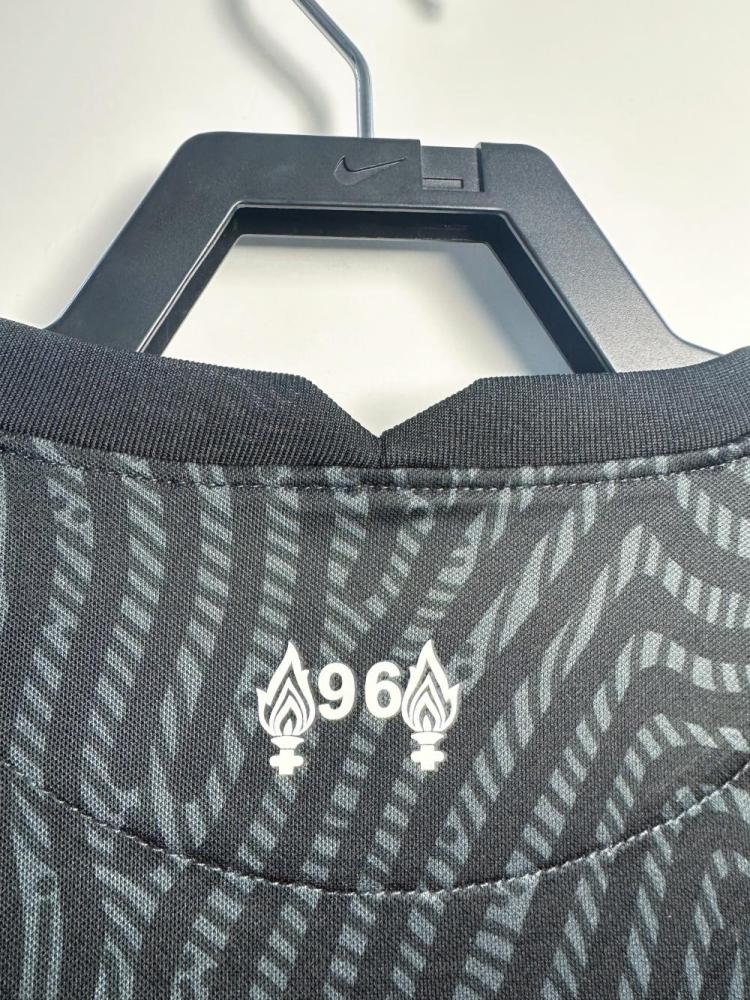 2020/2021 Retro Liverpool Goalkeeper Football Shirt 1:1 Thai Quality