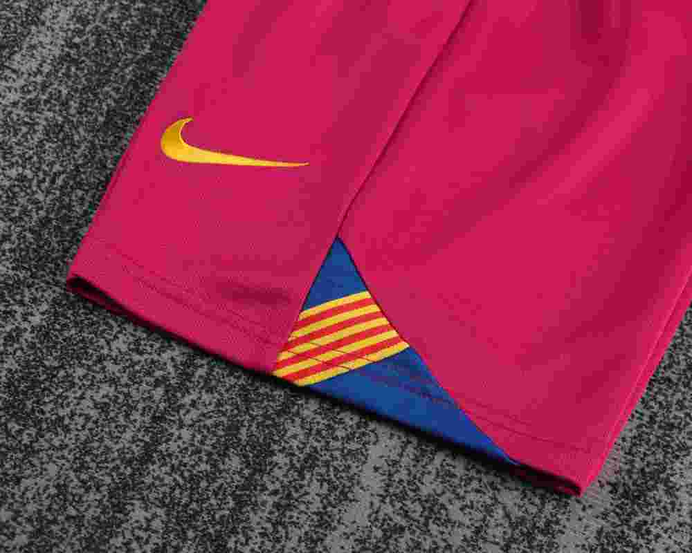 2005-2006 Retro Barcelona Home Football Shirt 1:1 Thai Quality Kids Size