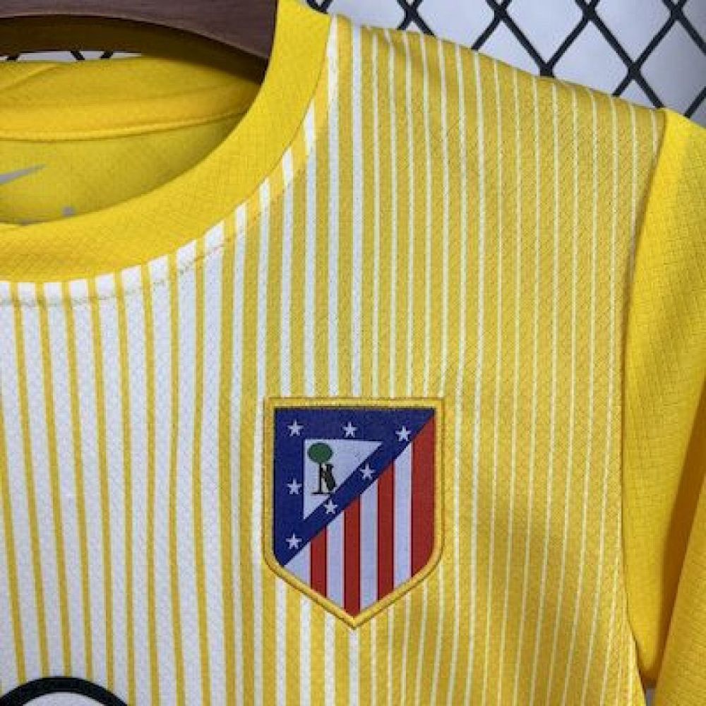 2025/2026 Atletico Madrid Goalkeeper Football Jersey 1:1 Thai Quality Kids Size