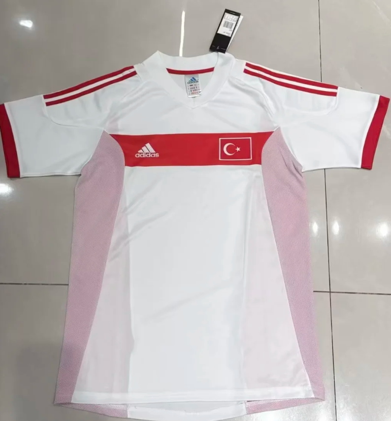 2002 Retro Türkiye National Team Away Football Shirt 1:1 Thai Quality