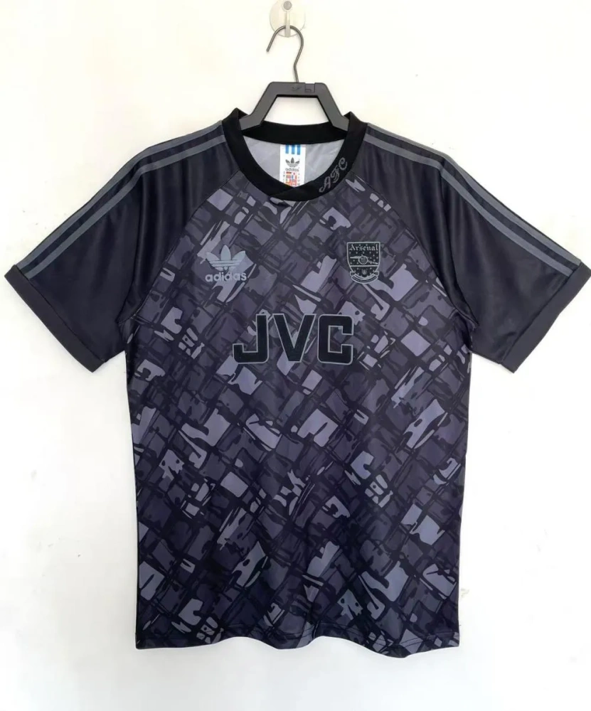 1990–1992 Arsenal Bruised Banana retro home shirt – special edition reissue featuring an all-black tonal pattern.