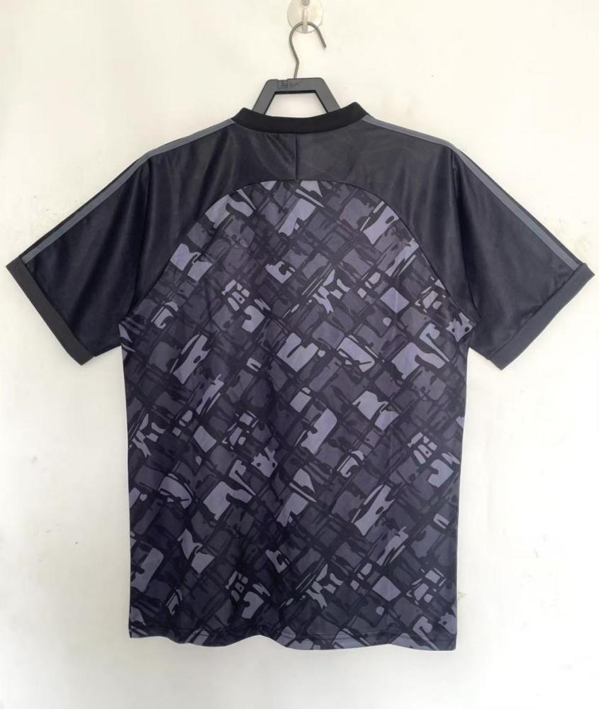 1990–1992 Arsenal Bruised Banana retro home shirt – special edition reissue featuring an all-black tonal pattern.