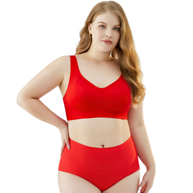 Wholesale Wireless Comfortable Push up Seamless Bra Breathable Padded Tank Top Style U Back Plus Size Bra for Daily Wear