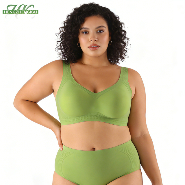 High Quality Comfortable Push up Wireless Seamless Womens Bra OEM ODM Lift Jelly Gel Soft Support Tank Top Style Plus Size Bra