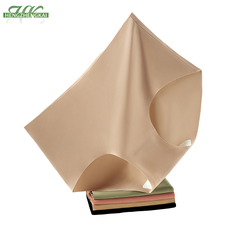 Wholesale Comfortable Seamless Breathable Panties OEM ODM No Panty Lines Mid Rise Women's Panties