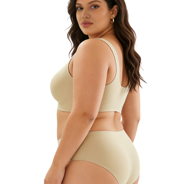 High Quality Wireless Comfortable Push up Seamless Bra OEM ODM Tank Top Style Jelly Gel Soft Support Womens Plus Size Bra