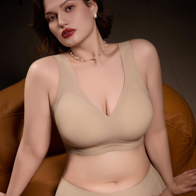 New Arrival Seamless Comfortable Breathable Push up Womens Bra OEM ODM Lift Jelly Gel Soft Support Fixed Cups Plus Size Bra