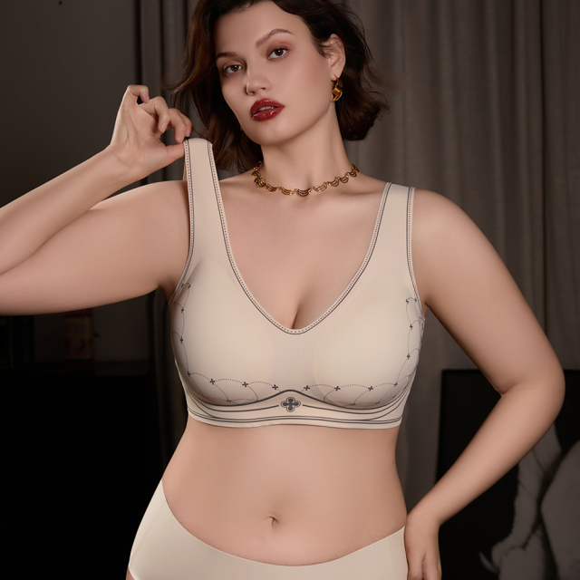 New Arrival Comfortable Tank Top Style Push up Womens Bra Wholesale Four Leaf Clover Argyle Pattern Seamless Plus Size Bra