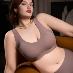 New Arrival Comfortable Push up Tank Top Style Wireless Womens Bra OEM ODM Fixed Cups Seamless U Back Plus Size Bra