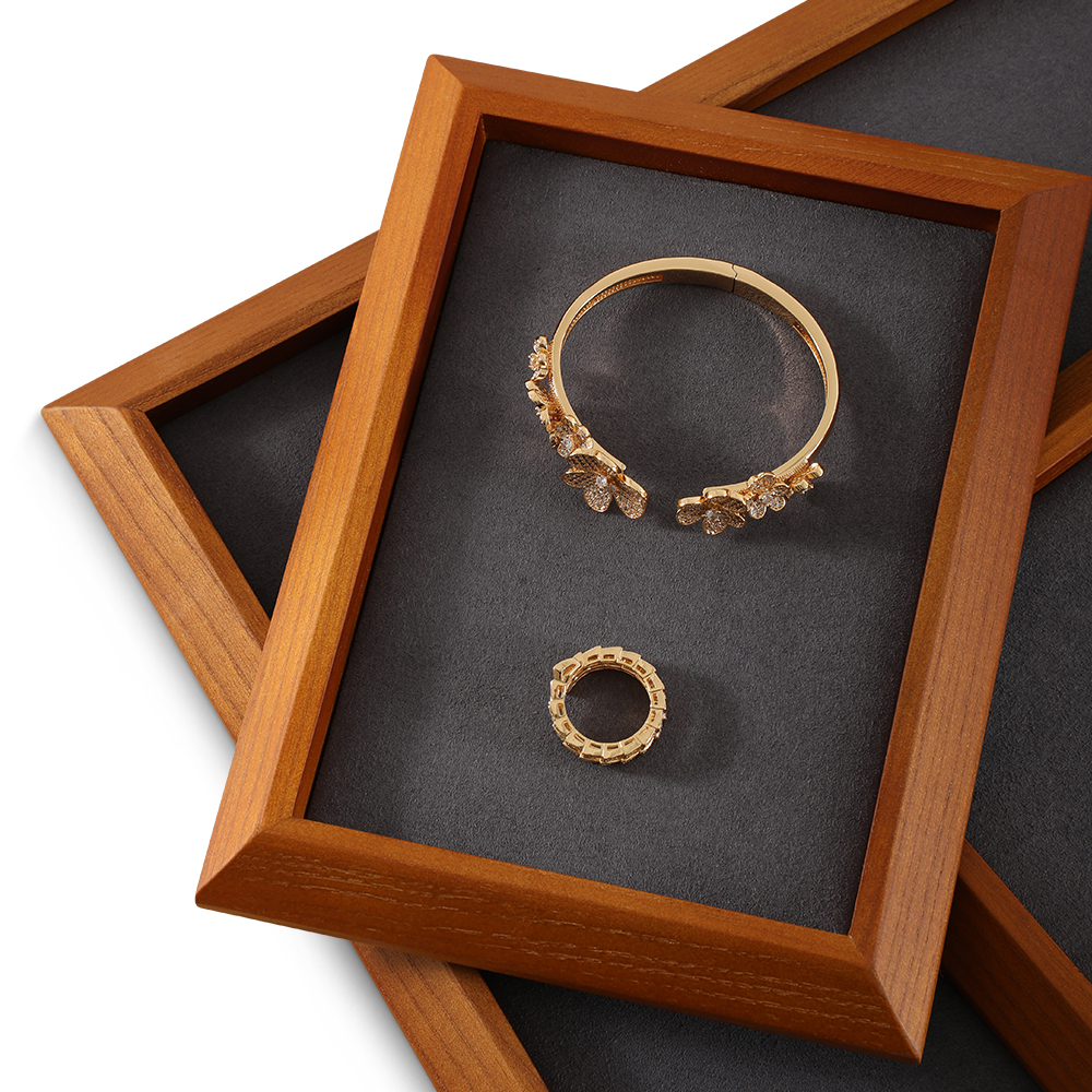 Yinbeini Jewelry display pallet flat tray inclined solid wood bracelet bracelet ring necklace jewelry display tray jewelry storage tray P032