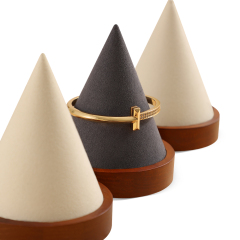 Yinbeini solid wooden Jewelry display props bracelet display stand  jewelry display stand cone bracelet display stand jeweler counter jewelry counter