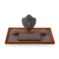 Yinbeini Elegant Natural Wood Jewelry Display Kit for Necklace Suitable for Retail Counter Window Showcase SM060