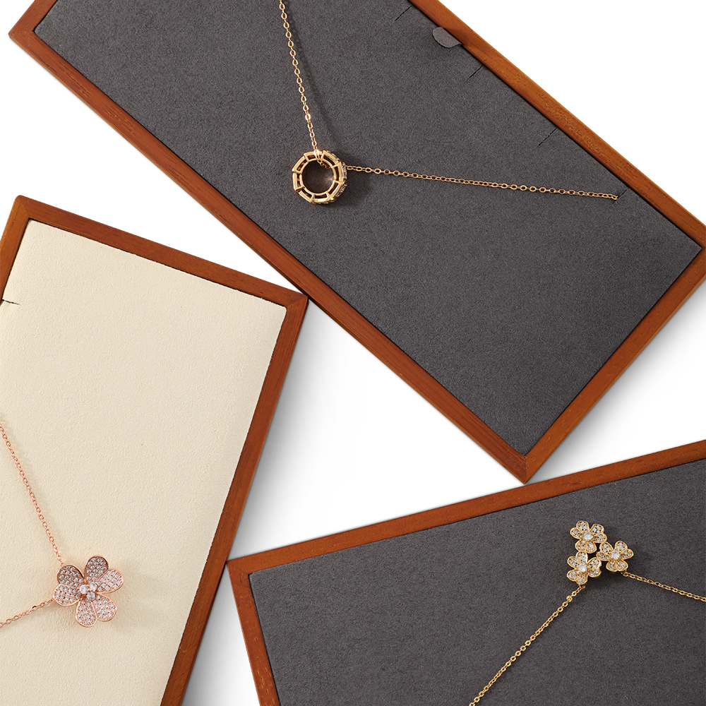 Yinbeini Elegant Natural Wood Jewelry Display Kit for Necklace Suitable for Retail Counter Window Showcase SM060
