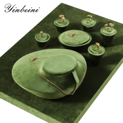 Yinbeini Vintage Inspired Velvet Jewelry Bust Display Retro Fabric for Antique and Vintage Jewelry Collections RB027