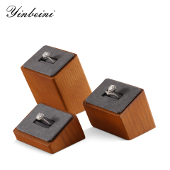 Yinbeini Wood Base 3-Piece Ring Set Display Stand with Sloping Base for Engagement and Wedding Rings SM036