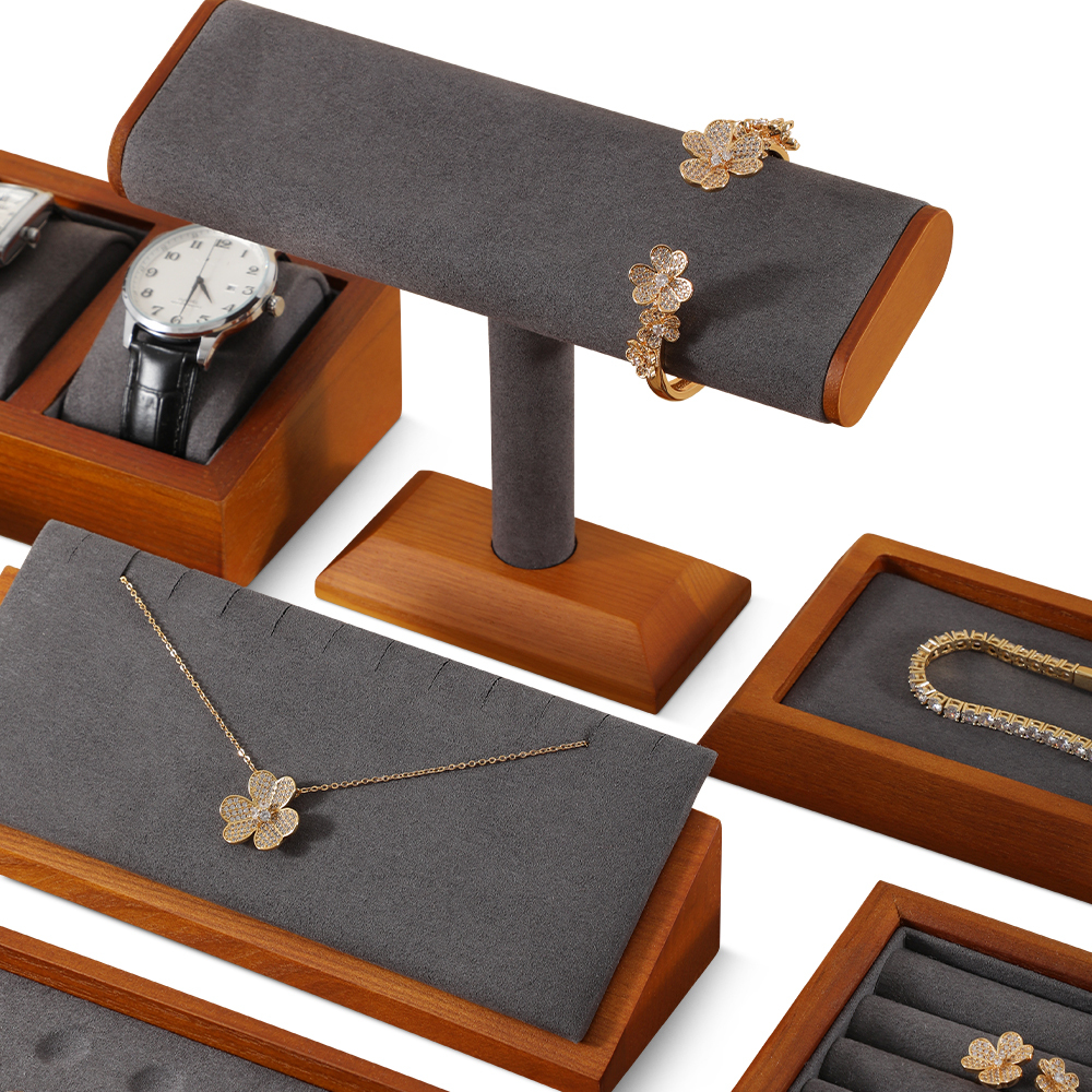 Yinbeini Natural Wood Jewelry Display Kit for Craft Fairs and Pop Up Shops Portable and Lightweight Watch Stand SM042