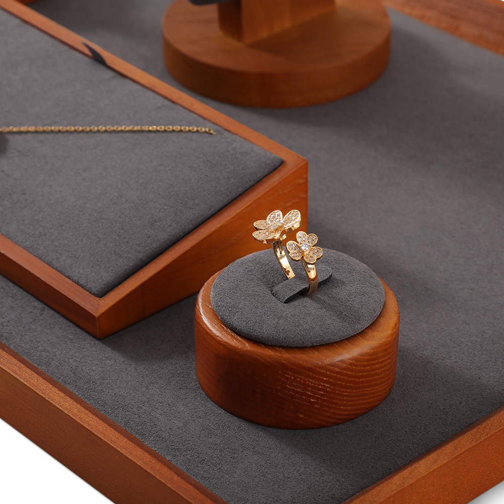 Yinbeini Wood Base Single Ring Holder Display Stand for Engagement Ring Perfect for Bridal Jewelry and High End Accessory Display SM046