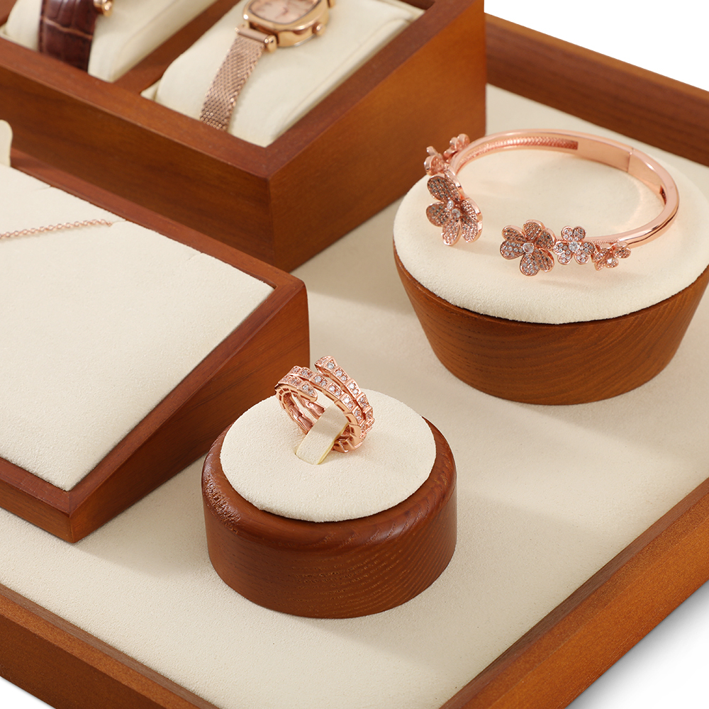 Yinbeini Wood Base Single Ring Holder Display Stand for Engagement Ring Perfect for Bridal Jewelry and High End Accessory Display SM046