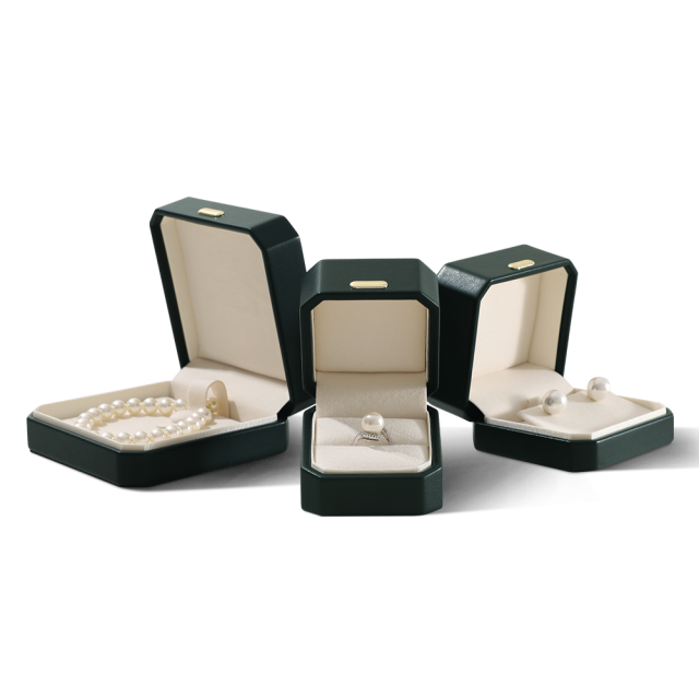 Yinbeini Premium PU Leather Jewelry Display Box for High End Jewelry Ideal for Luxury Boutiques Jewelry Shows and Wedding Exhibitions H019