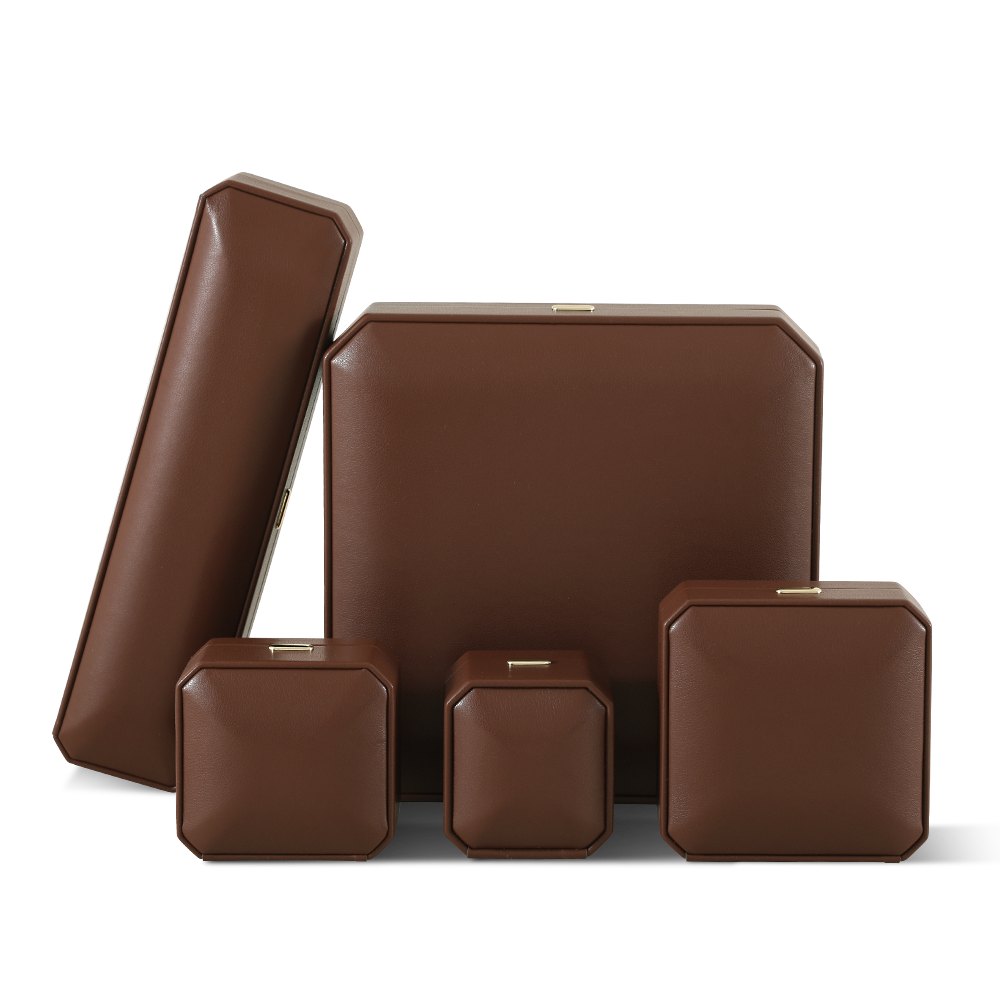 Yinbeini PU Leather Handmade Artisan Jewelry Display Box Set Highlight Unique Handcrafted Pieces H018