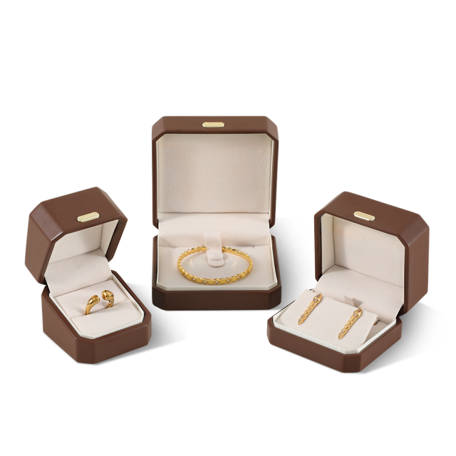Yinbeini PU Leather Handmade Artisan Jewelry Display Box Set Highlight Unique Handcrafted Pieces H018