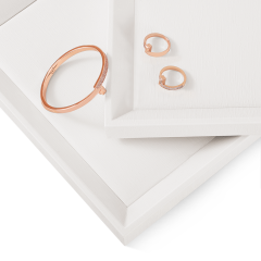 Yinbeini PU Leather Jewelry Display Pallet Ring Bracelet Necklace Earrings Chain Storage Tray Watch Pendant Organizer Tray P009