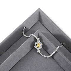 Yinbeini Earrings Ring Chain Bracelet Necklace Storage Tray Watch Pendant Organizer Tray Microfiber Jewelry Display plat tray P035